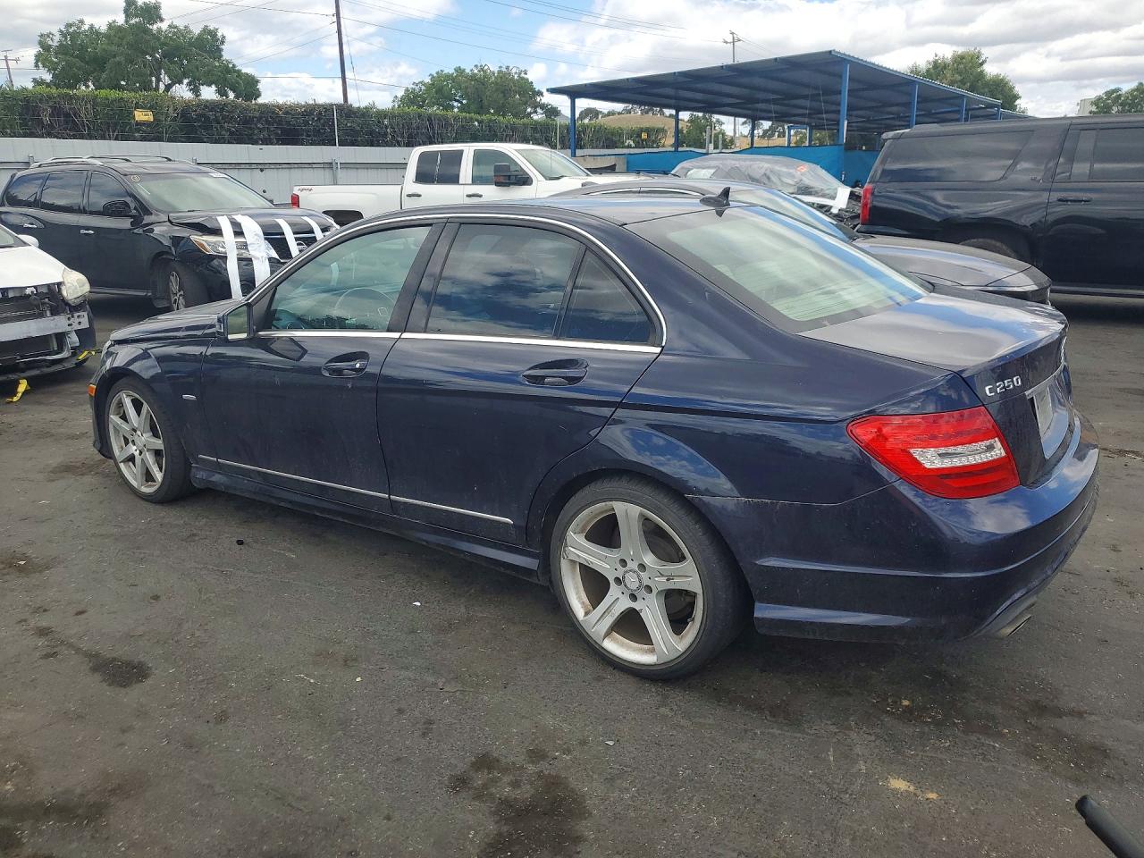 2012 MERCEDES-BENZ C-CLASS