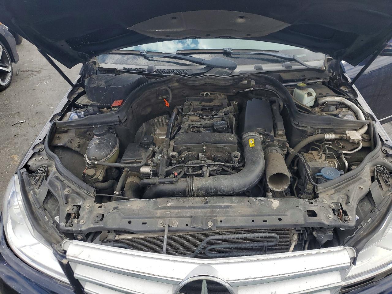 2012 MERCEDES-BENZ C-CLASS