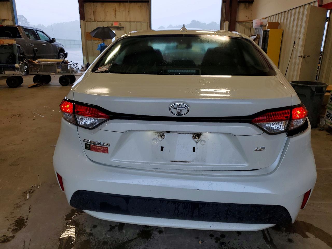 2021 TOYOTA COROLLA