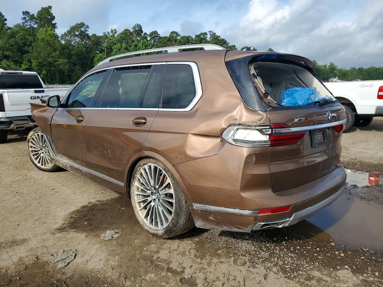 2020 BMW X7