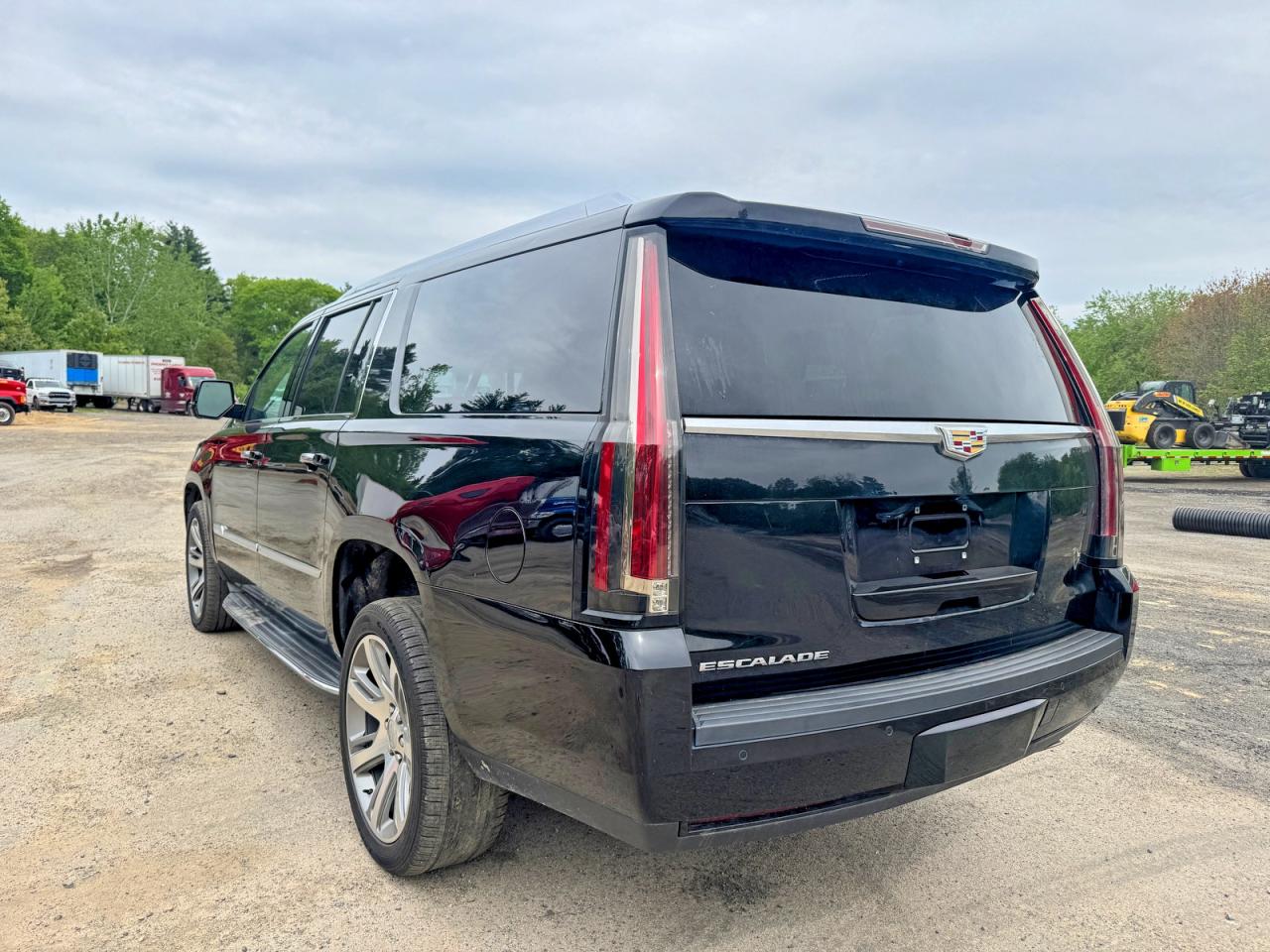 2016 CADILLAC ESCALADE