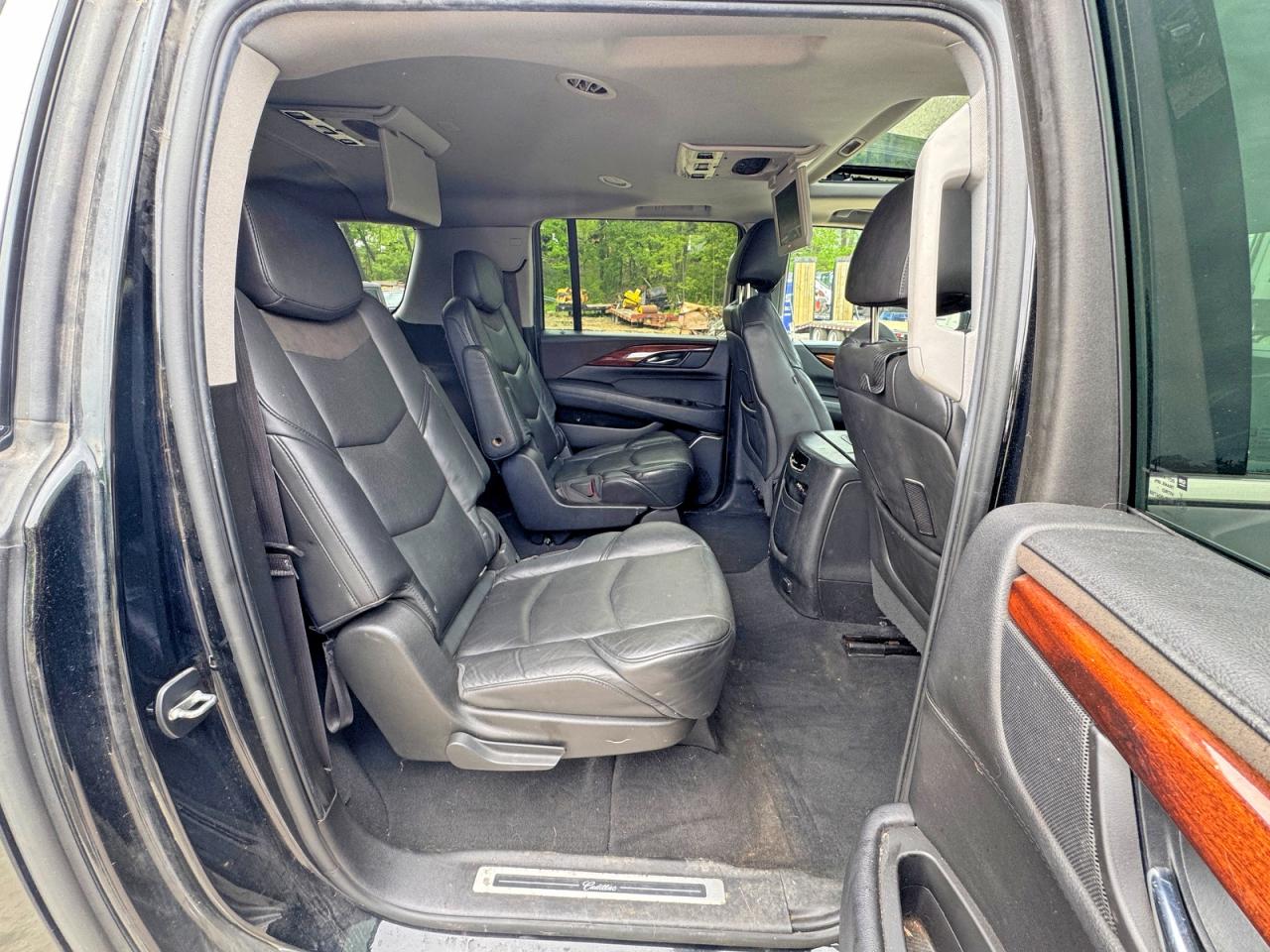 2016 CADILLAC ESCALADE