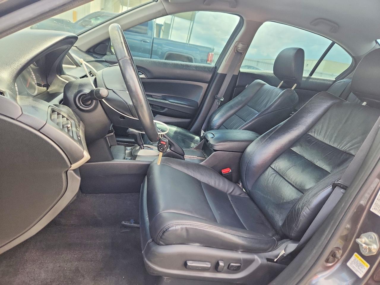 2011 HONDA ACCORD