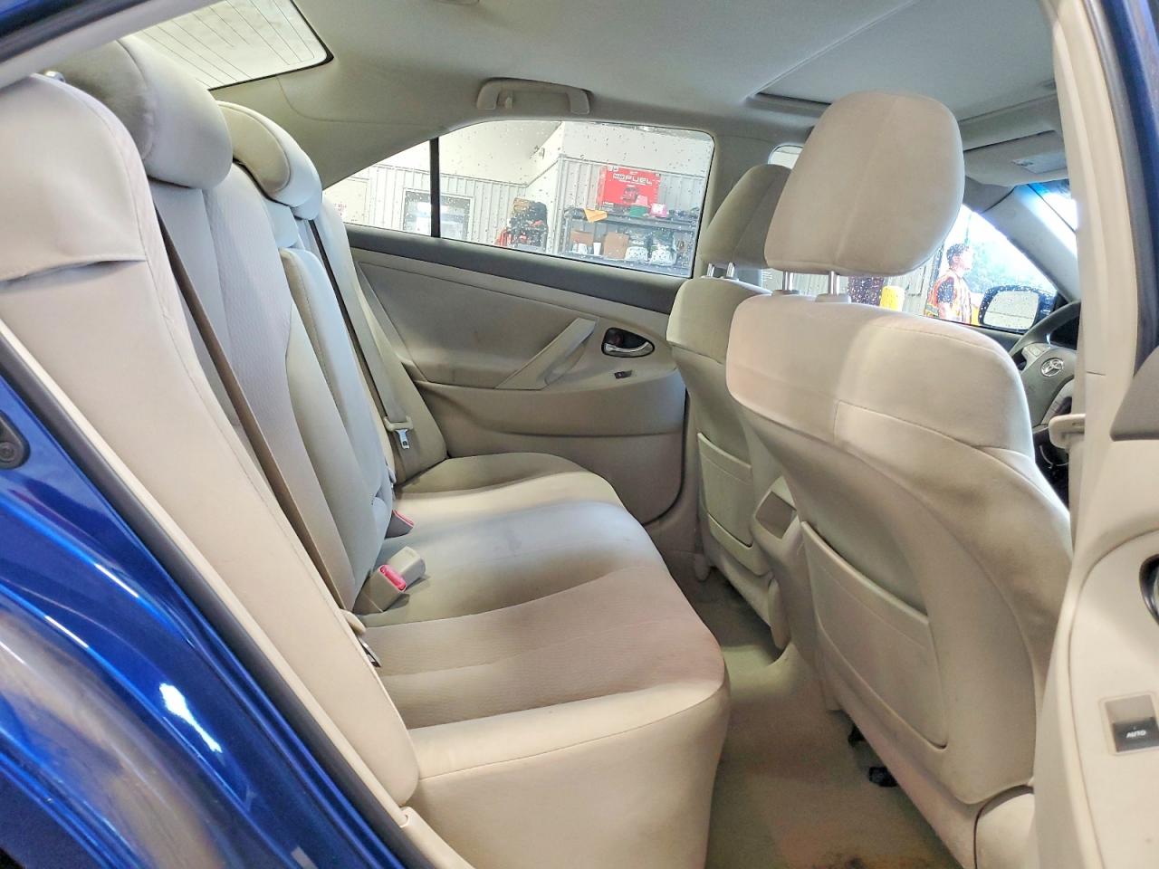 2011 TOYOTA CAMRY