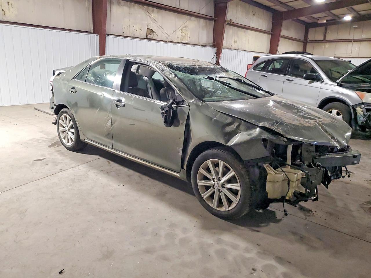 2013 TOYOTA CAMRY