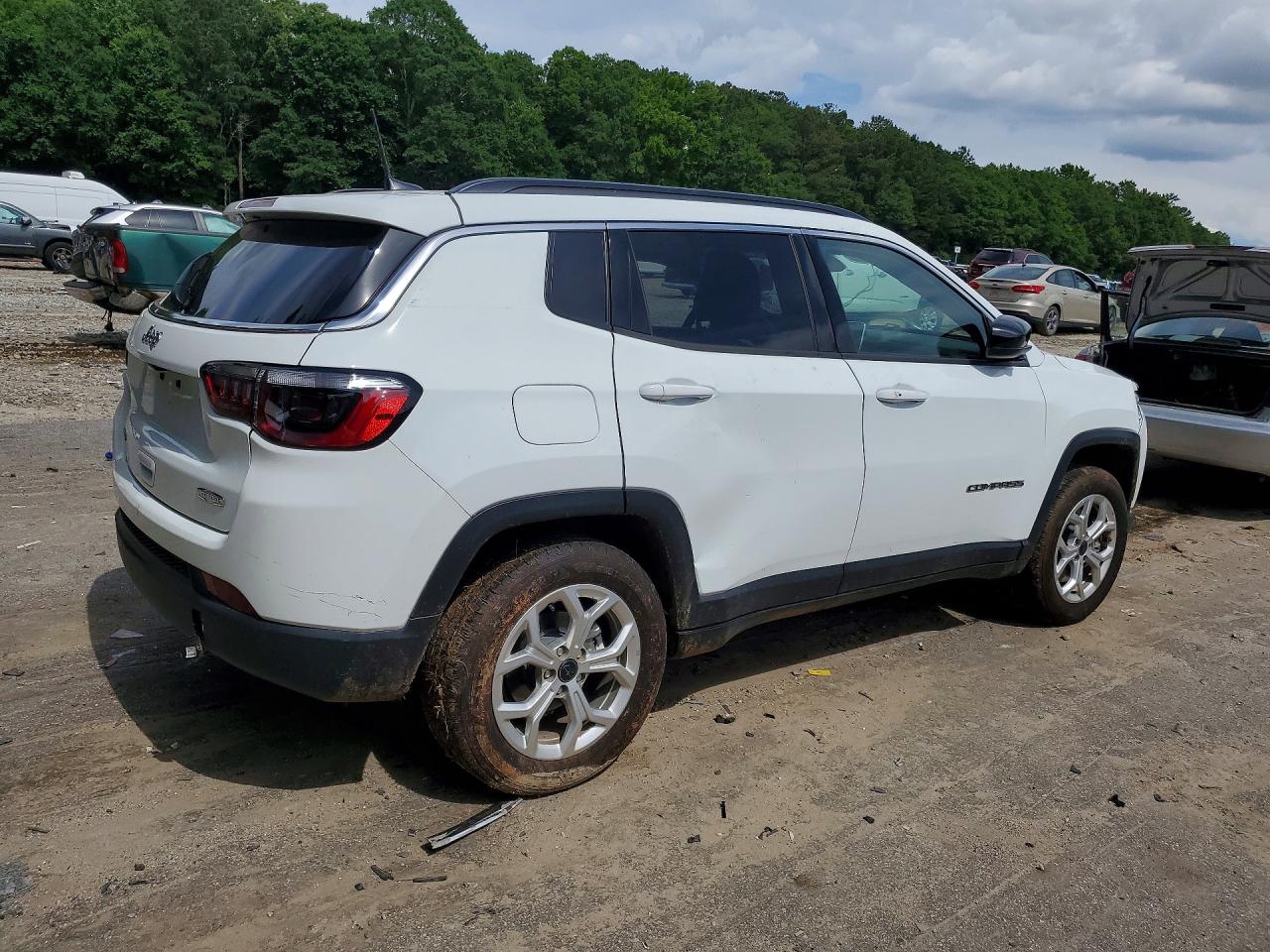 2025 JEEP CHER 4D LA