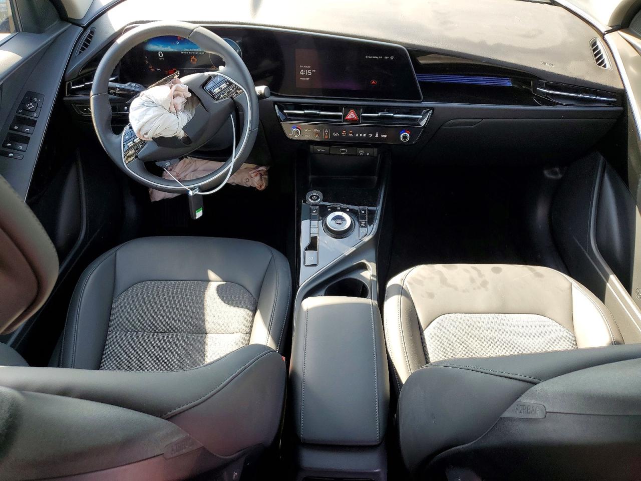 2025 KIA NIRO
