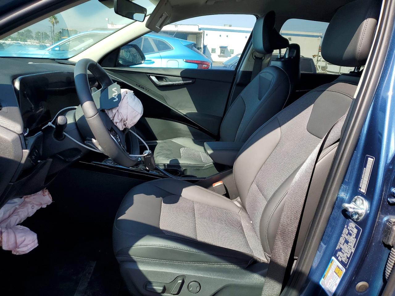 2025 KIA NIRO