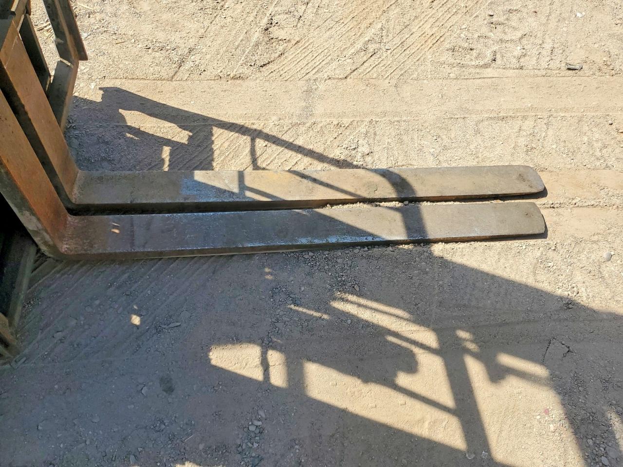 2009 TOYOTA NA-20 FORK