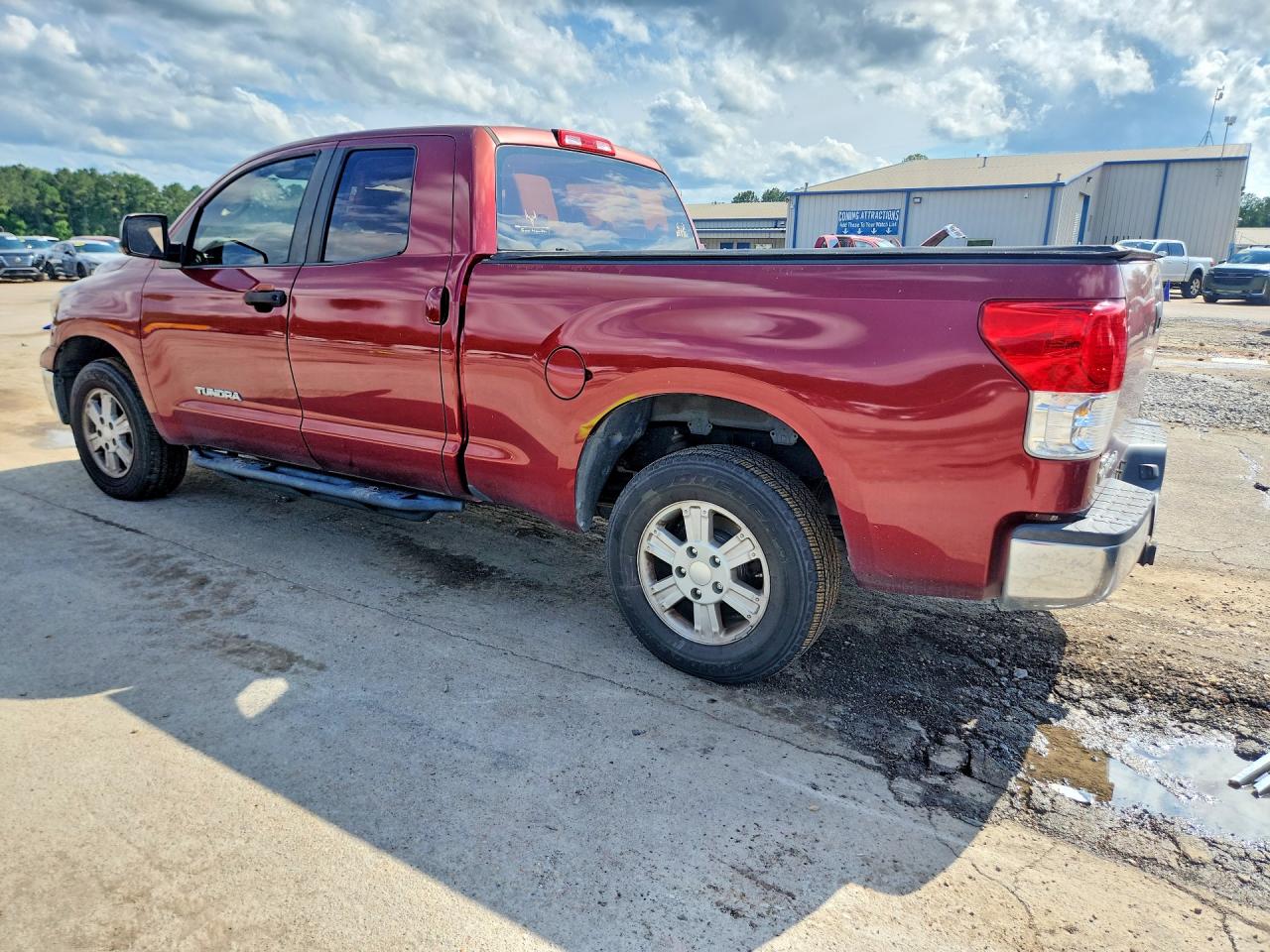 2010 TOYOTA TUNDRA