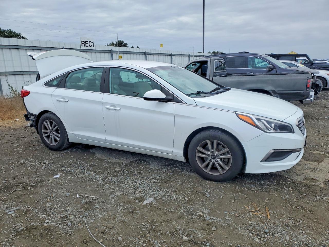 2017 HYUNDAI SONATA
