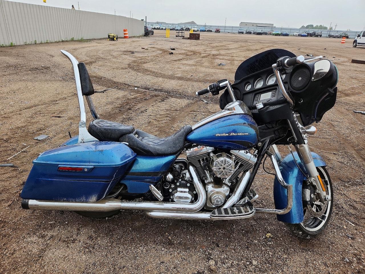 2014 HARLEY-DAVIDSON FL