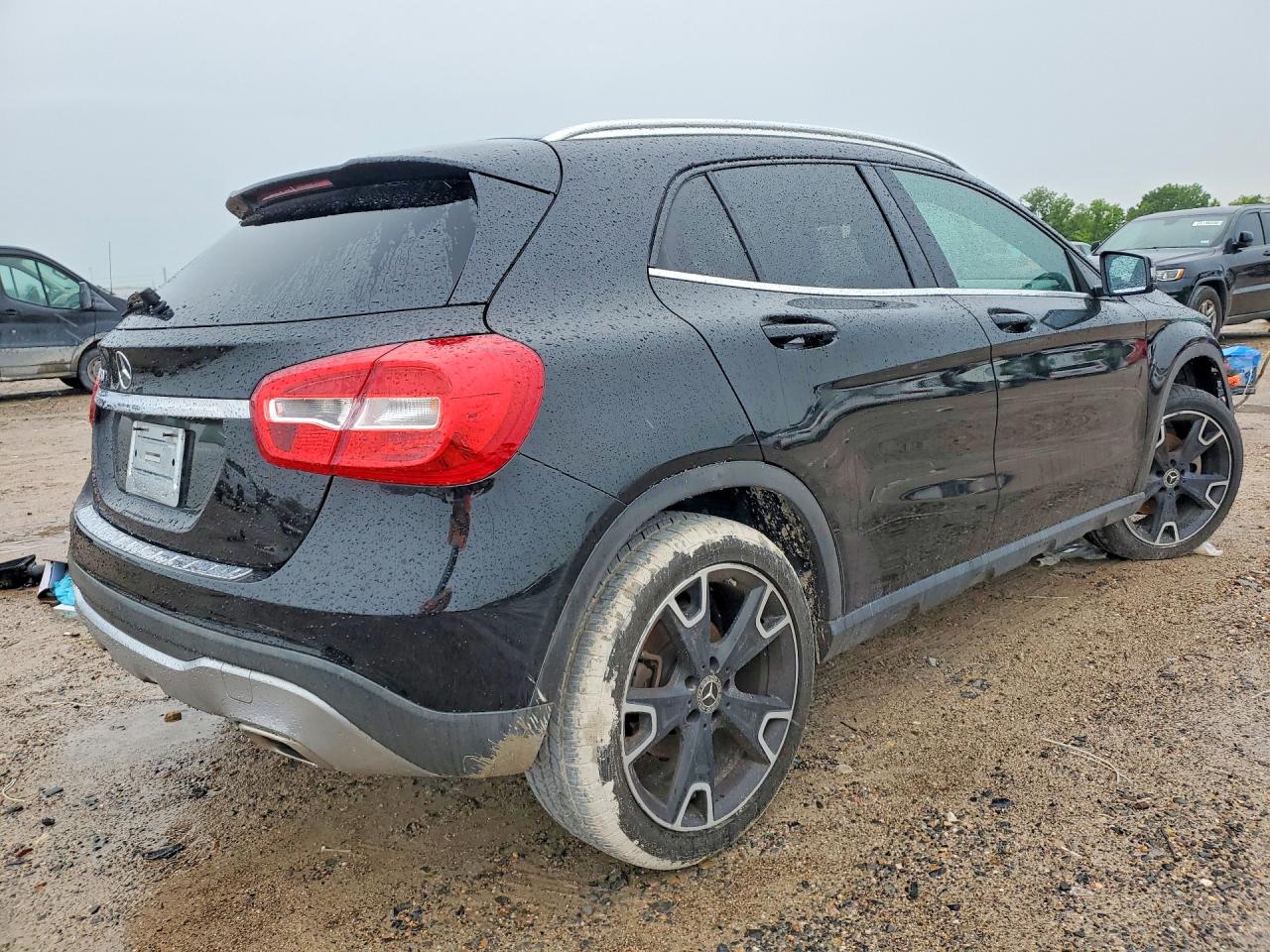 2019 MERCEDES-BENZ GLA-CLASS