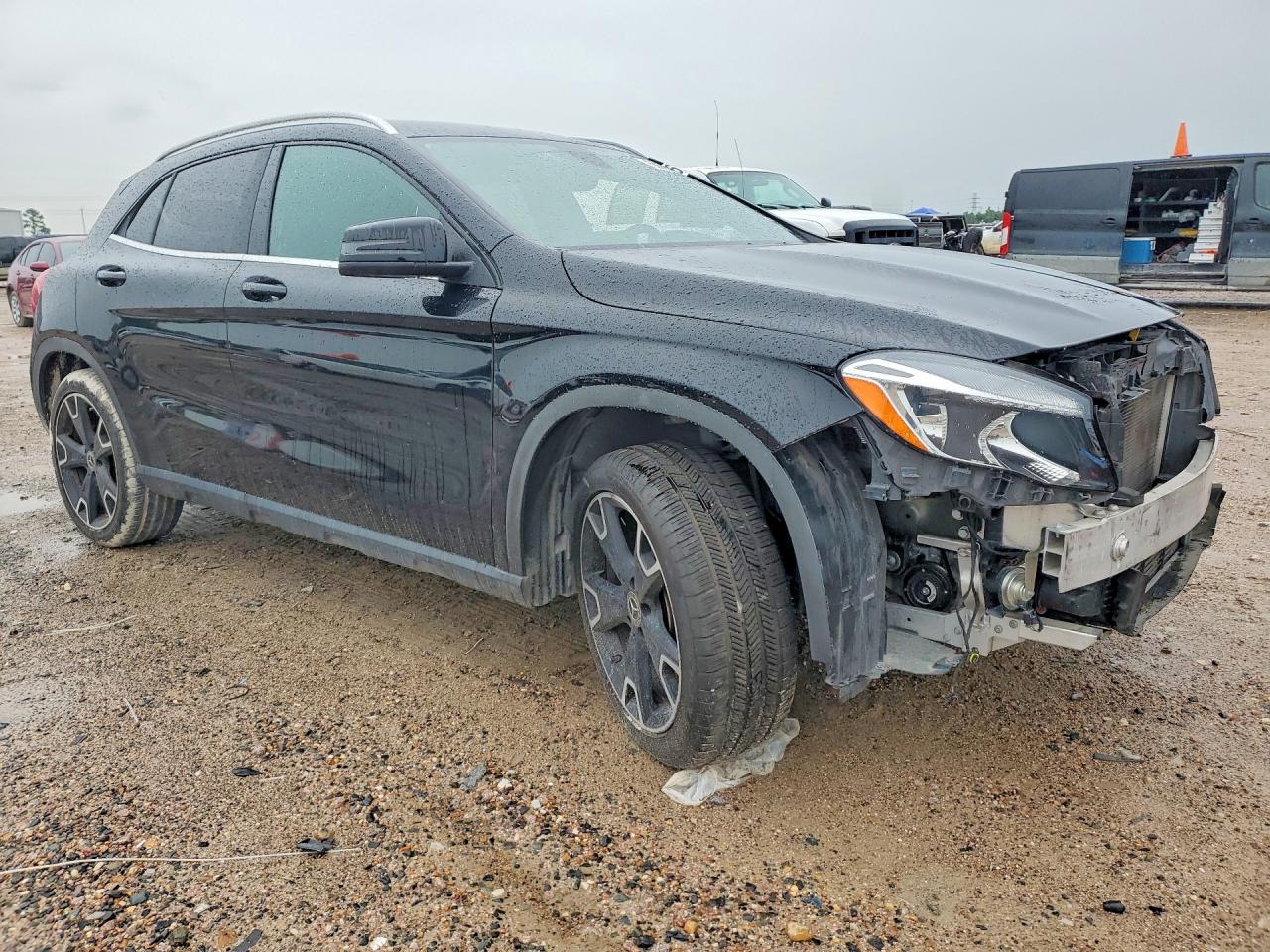 2019 MERCEDES-BENZ GLA-CLASS