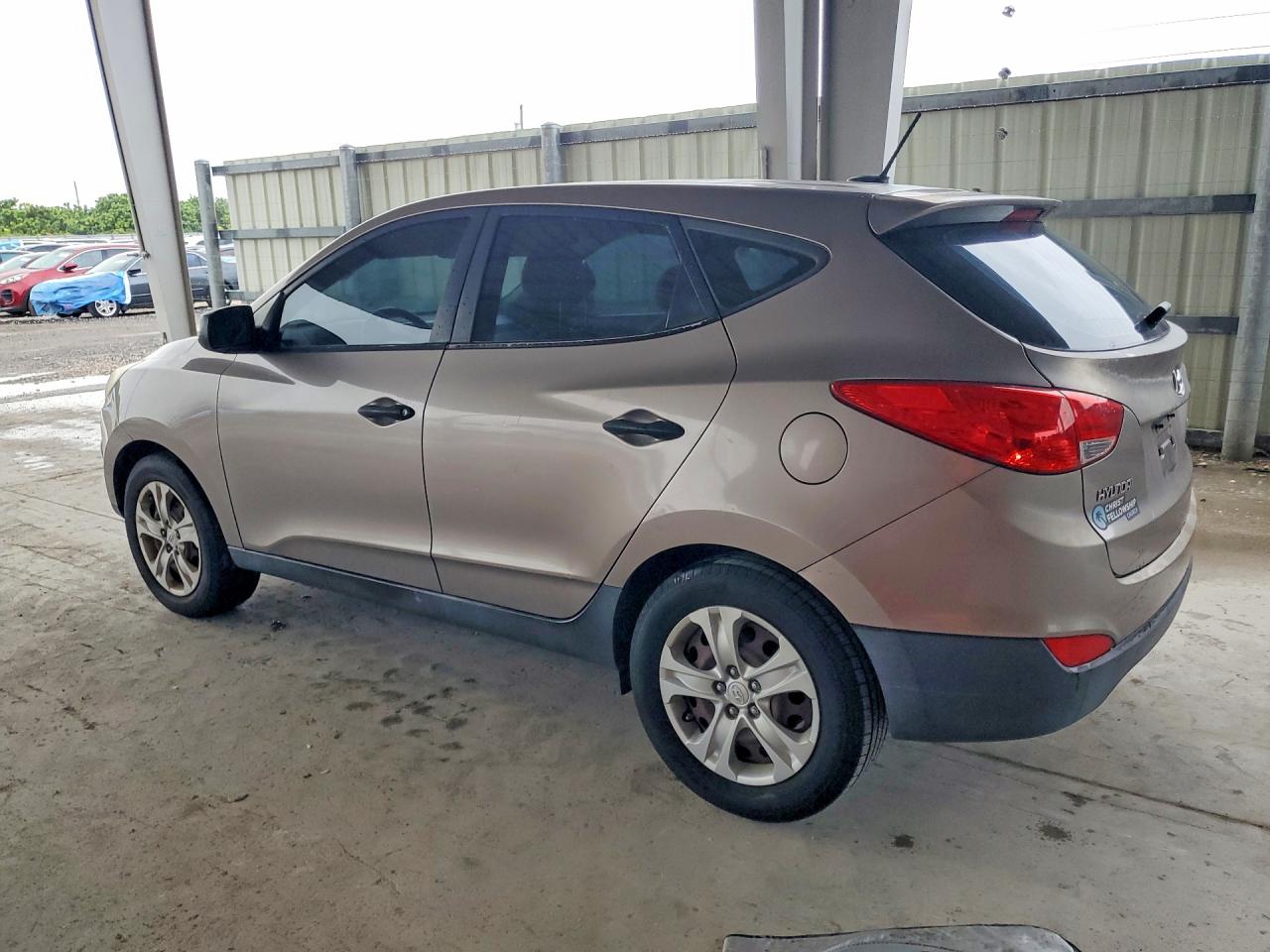 2010 HYUNDAI TUCSON