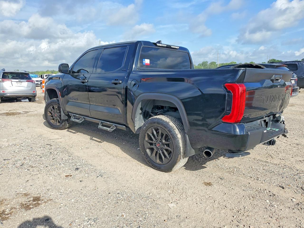 2025 TOYOTA TUNDRA