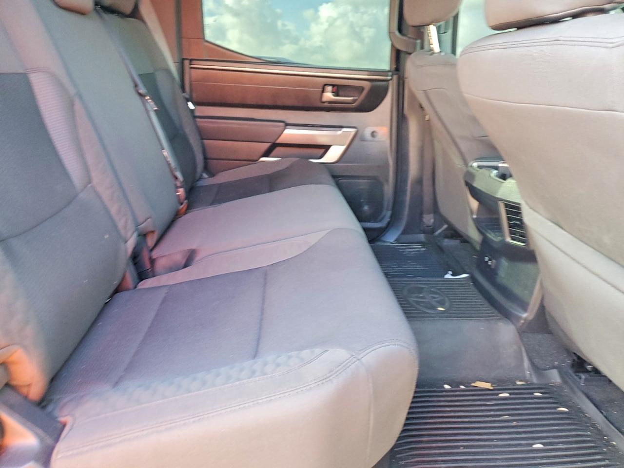2025 TOYOTA TUNDRA