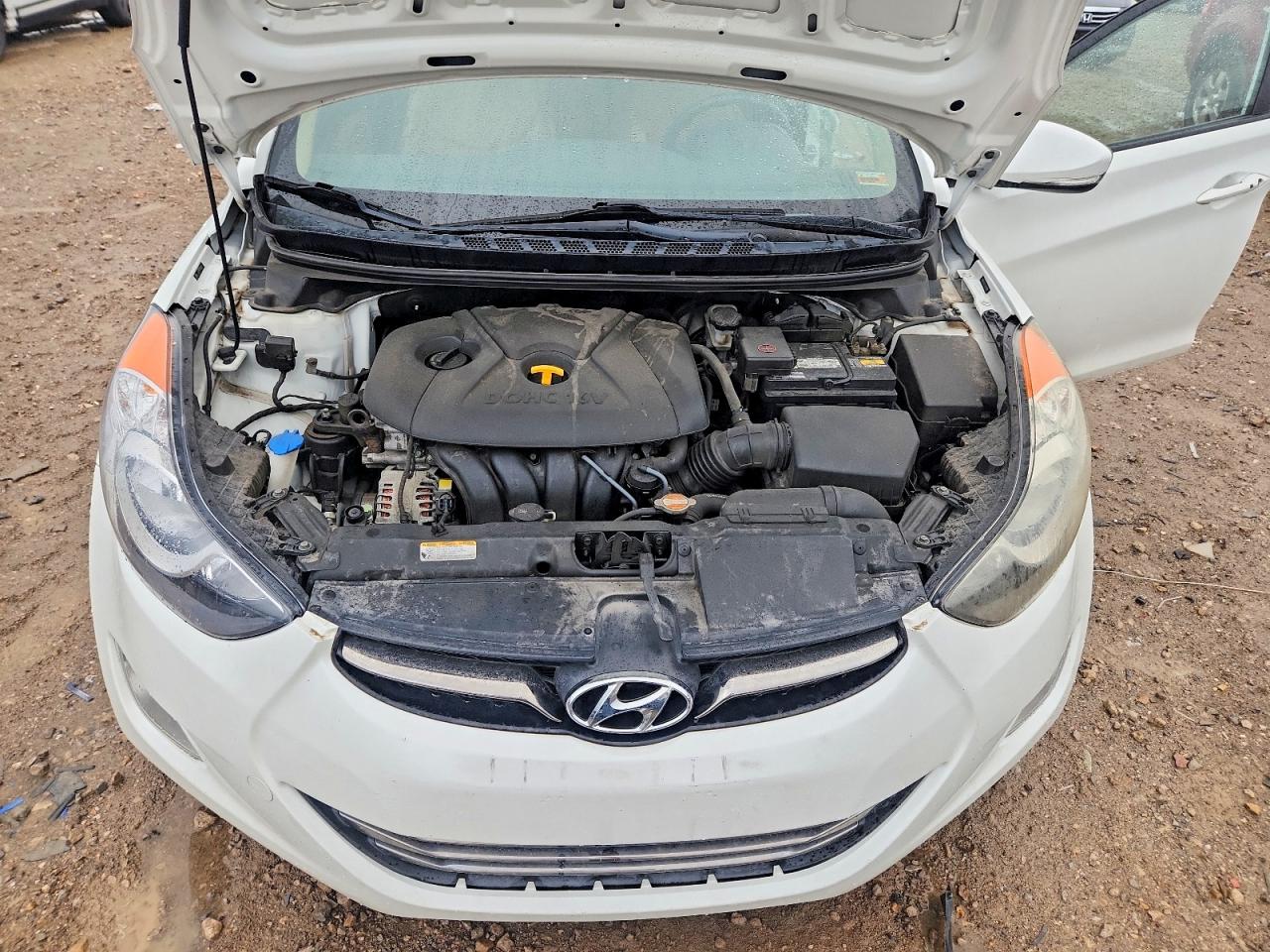 2012 HYUNDAI ELANTRA