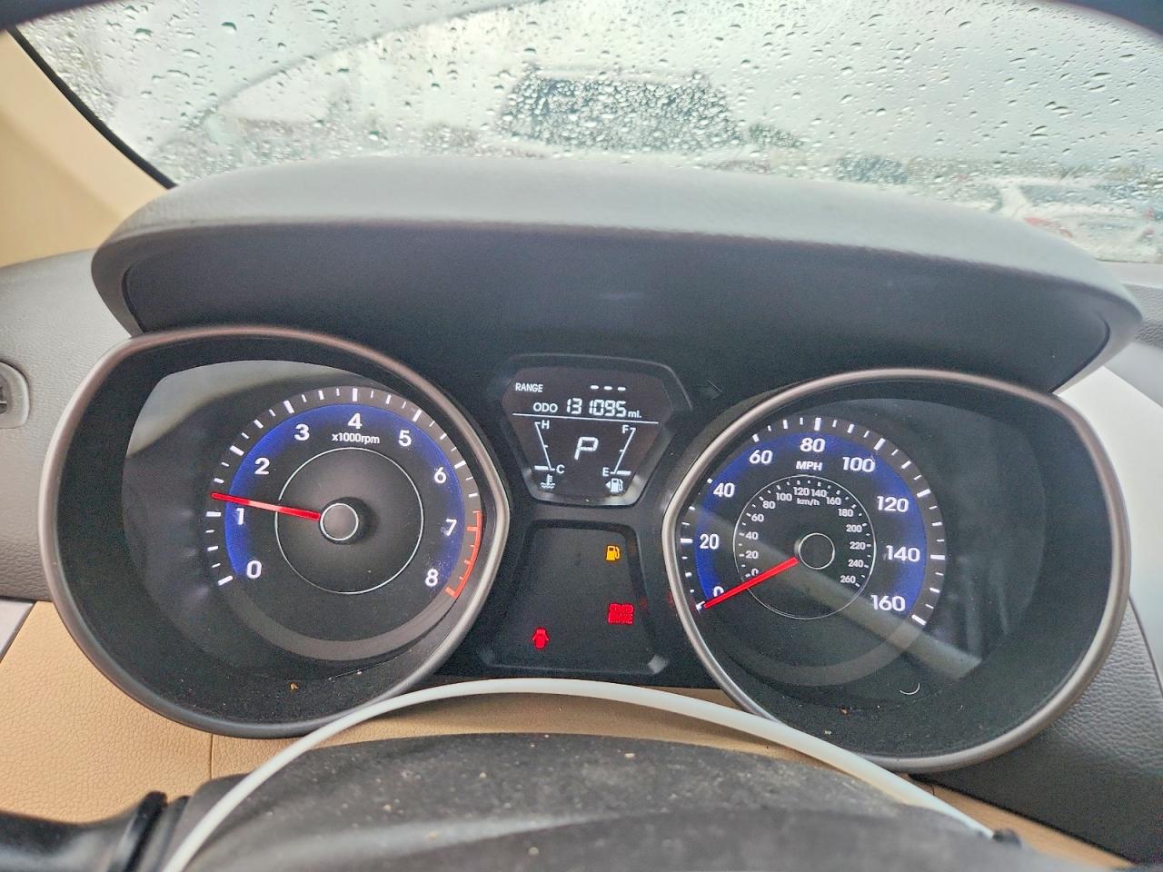 2012 HYUNDAI ELANTRA