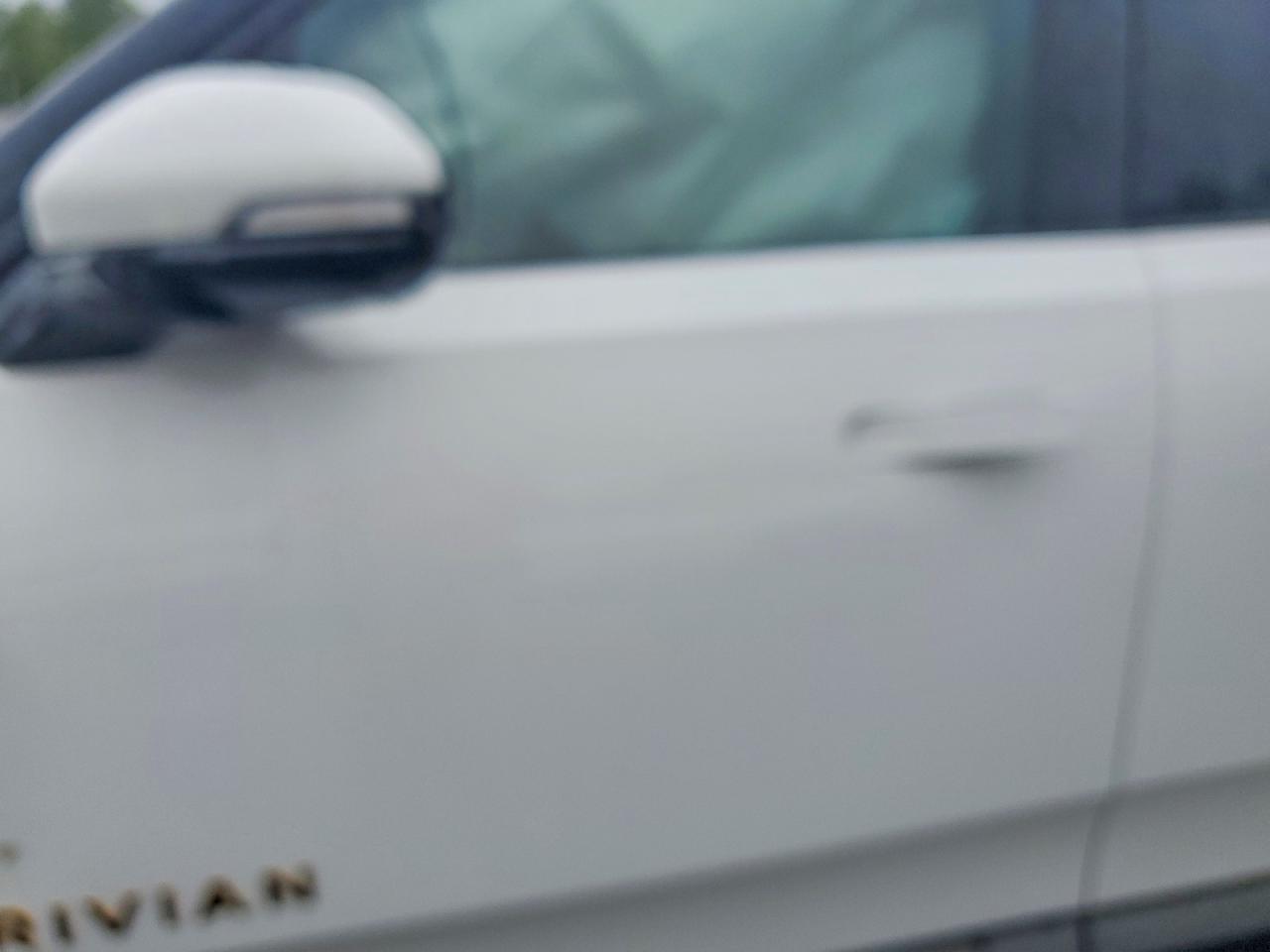2026 RIVIAN RIS