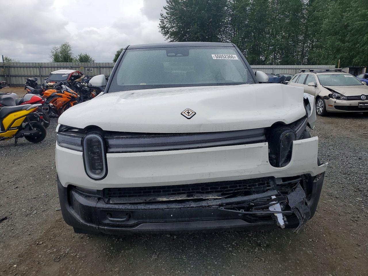 2026 RIVIAN RIS