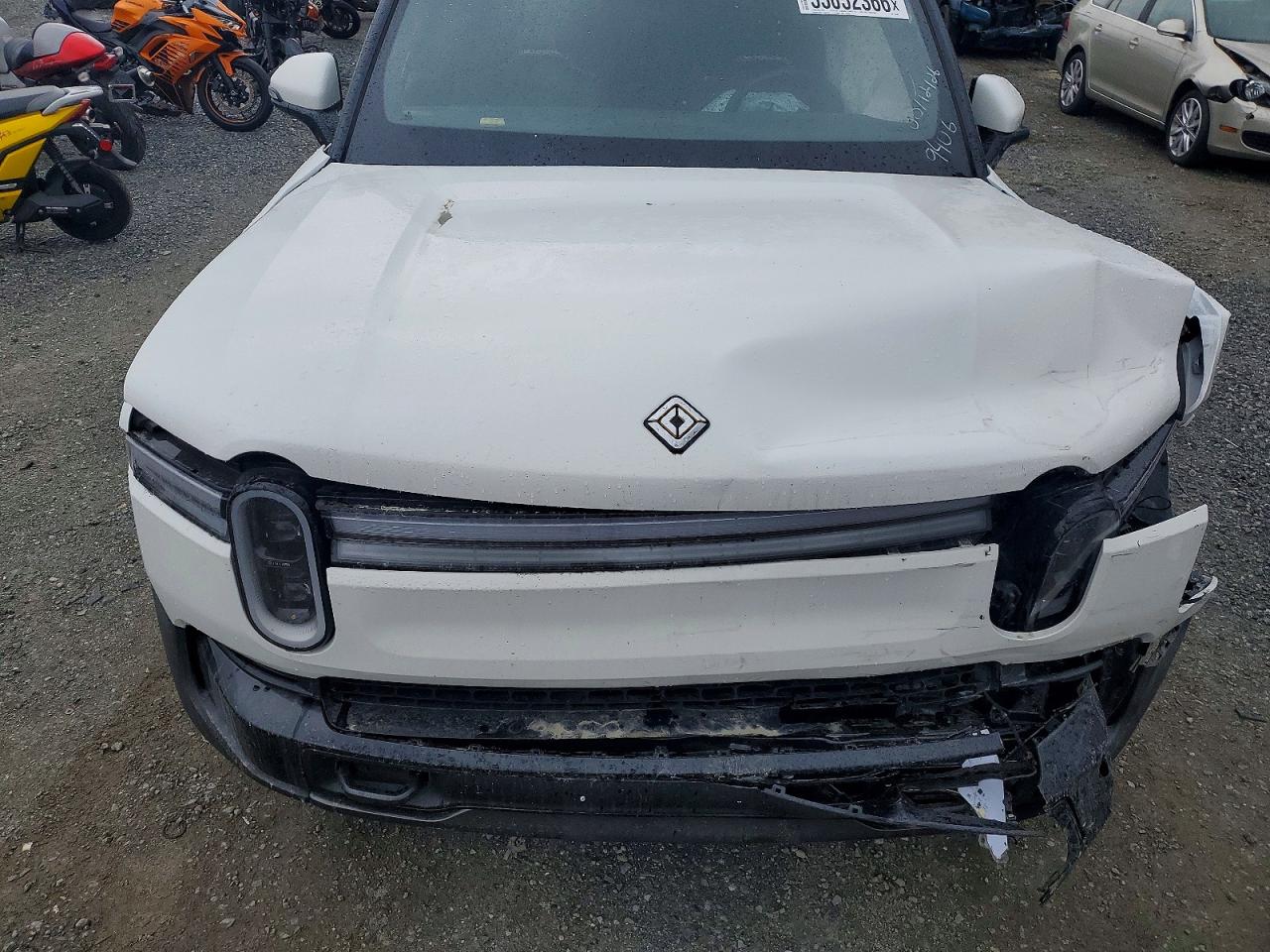 2026 RIVIAN RIS