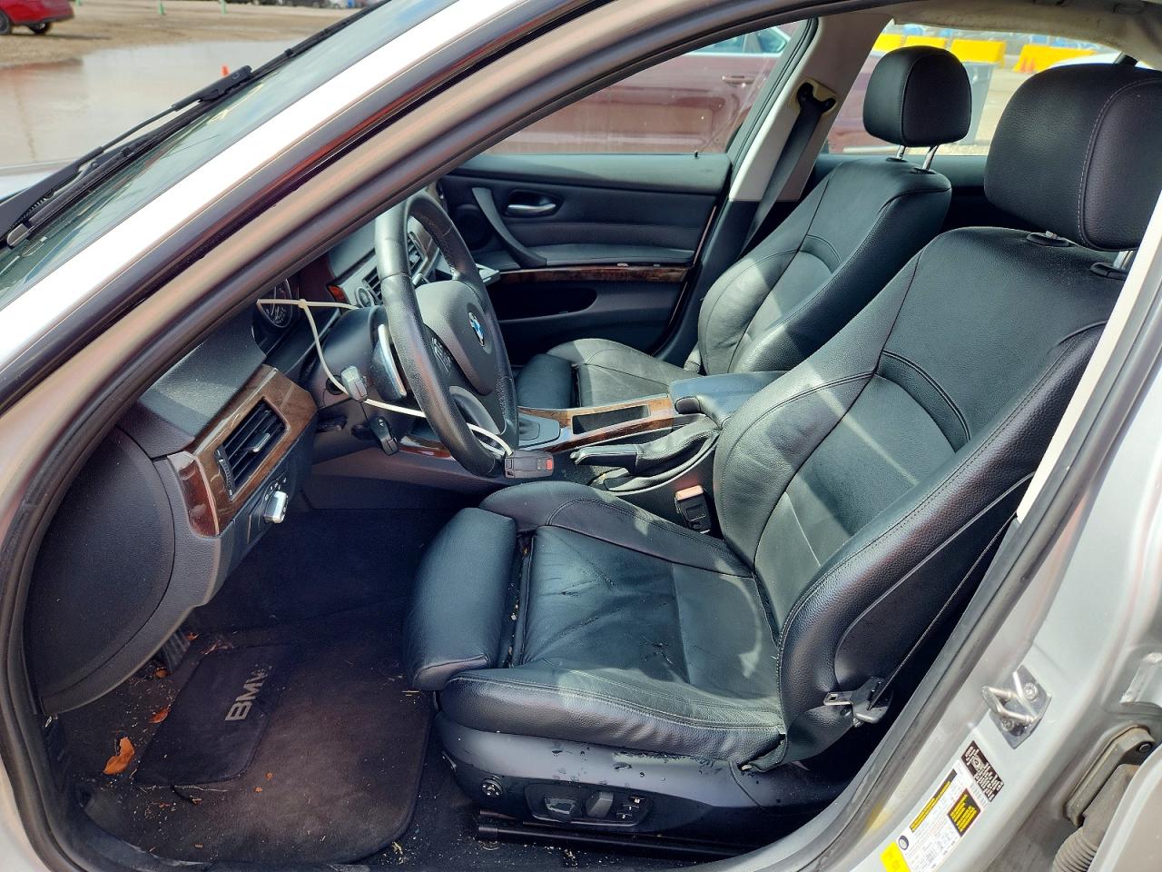 2011 BMW 3 SERIES