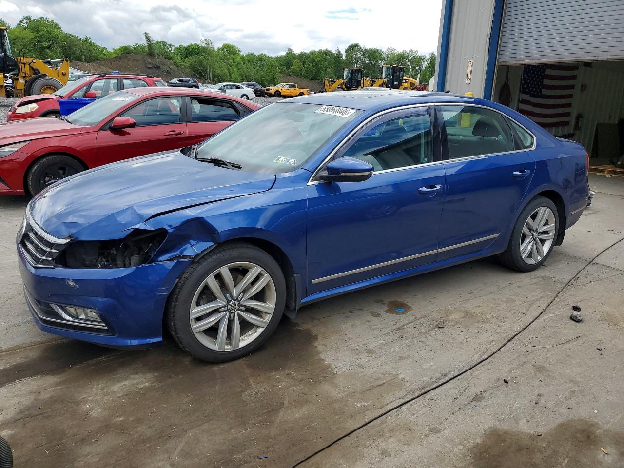 2017 VOLKSWAGEN PASSAT