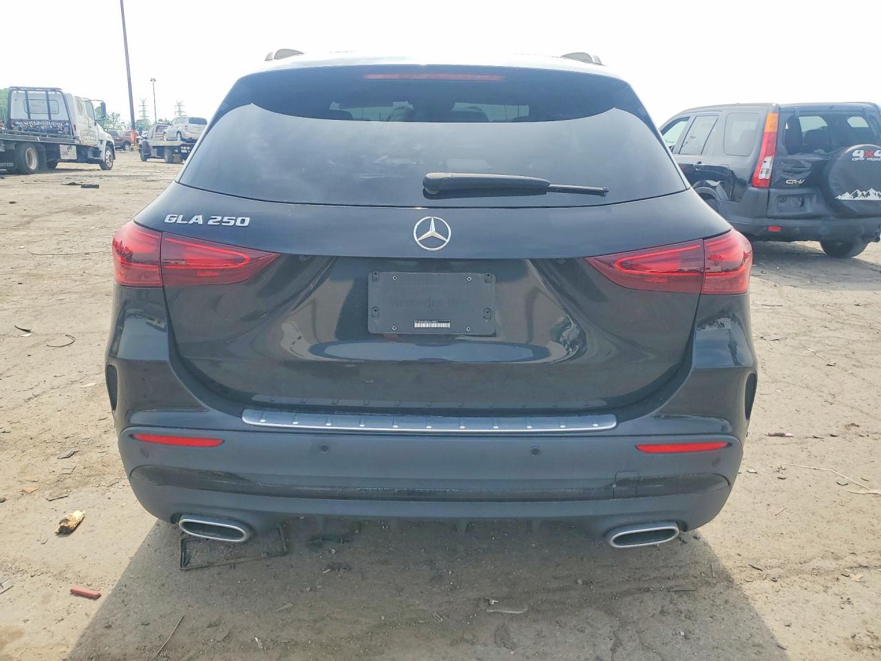 2025 MERCEDES-BENZ GLA-CLASS