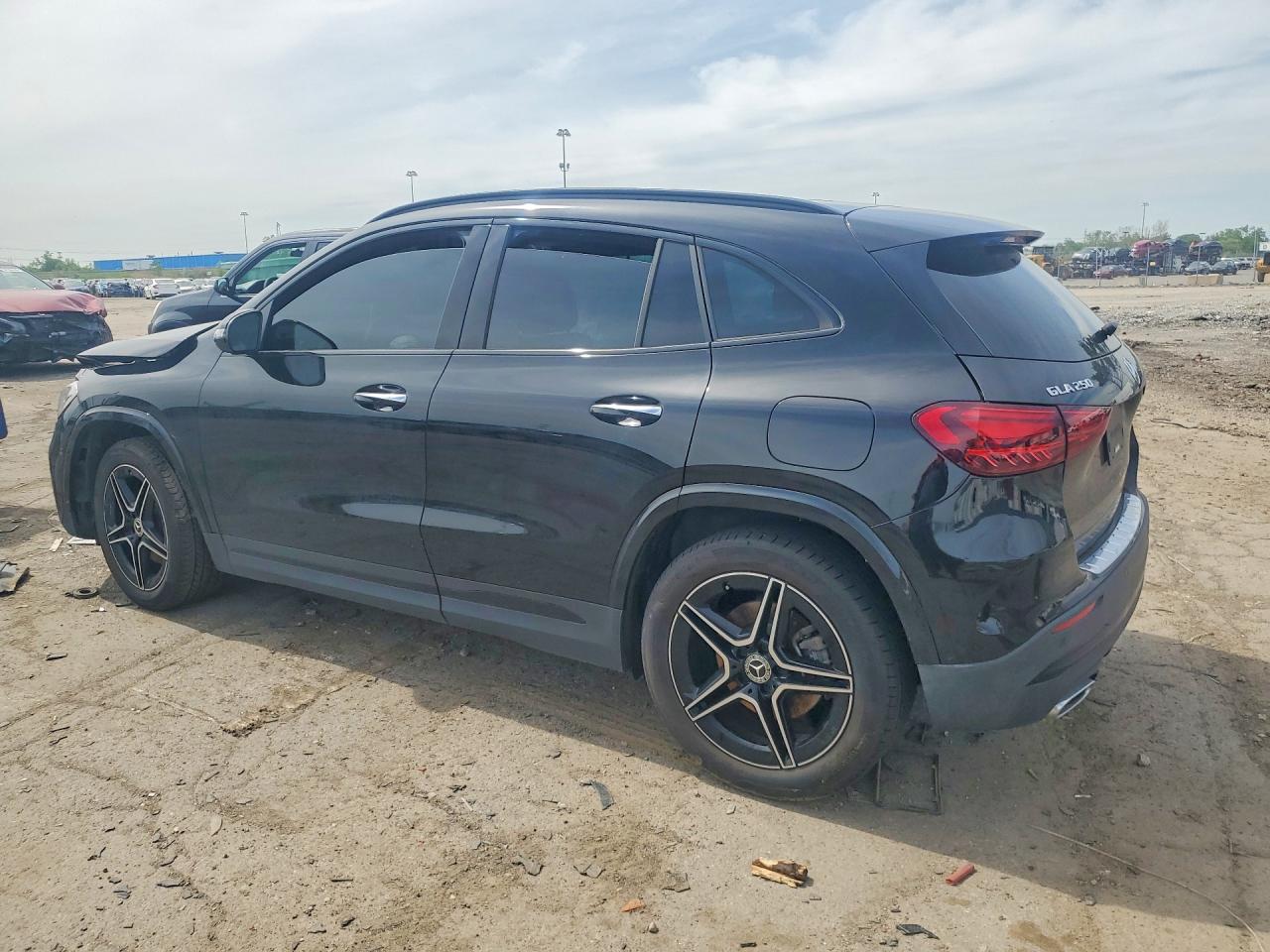 2025 MERCEDES-BENZ GLA-CLASS