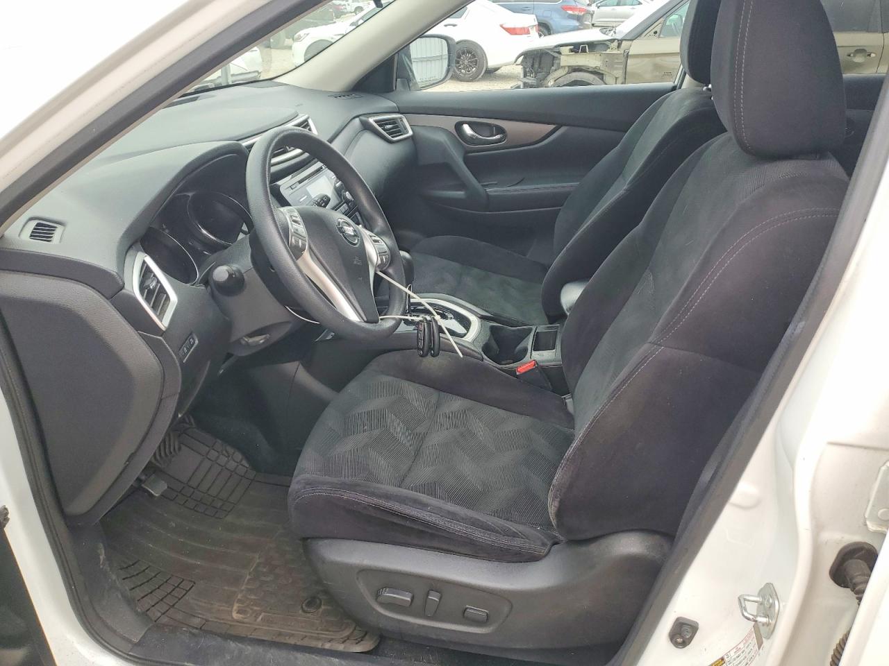 2014 NISSAN ROGUE