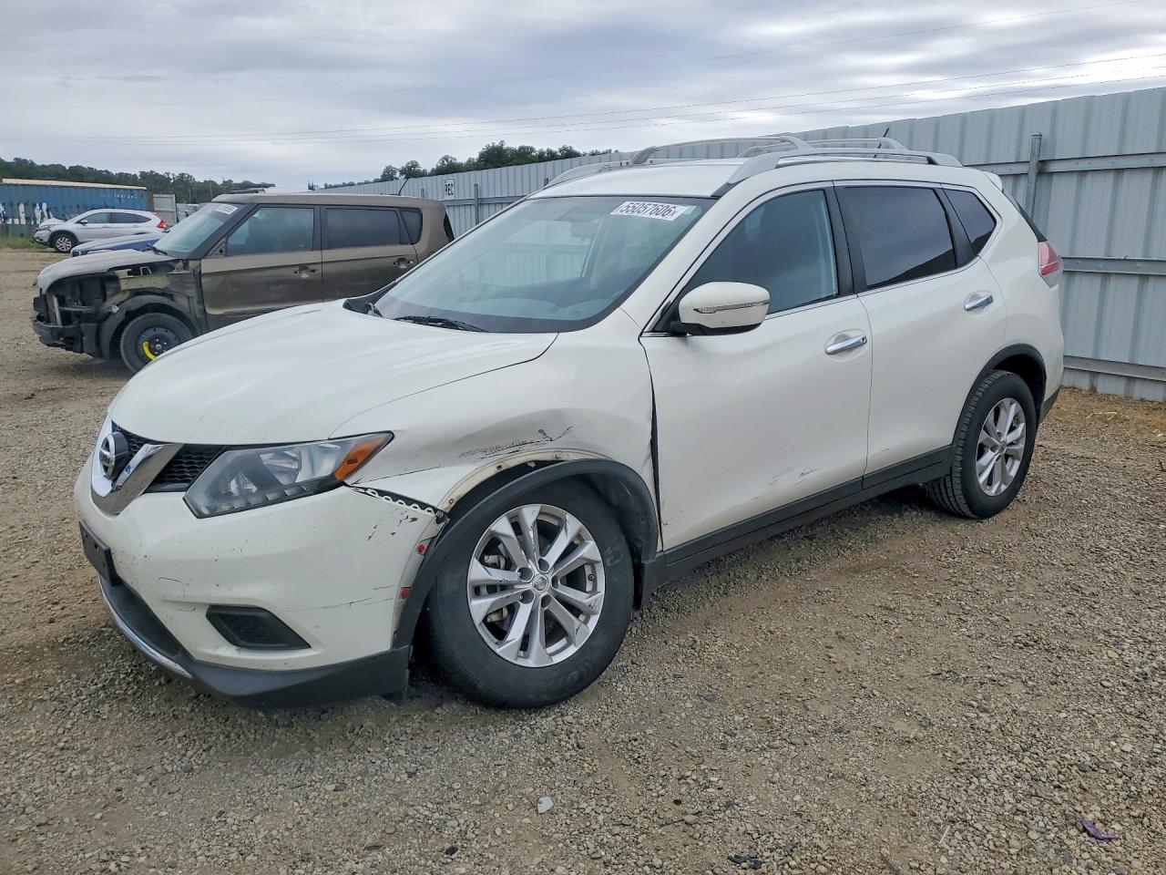 2014 NISSAN ROGUE