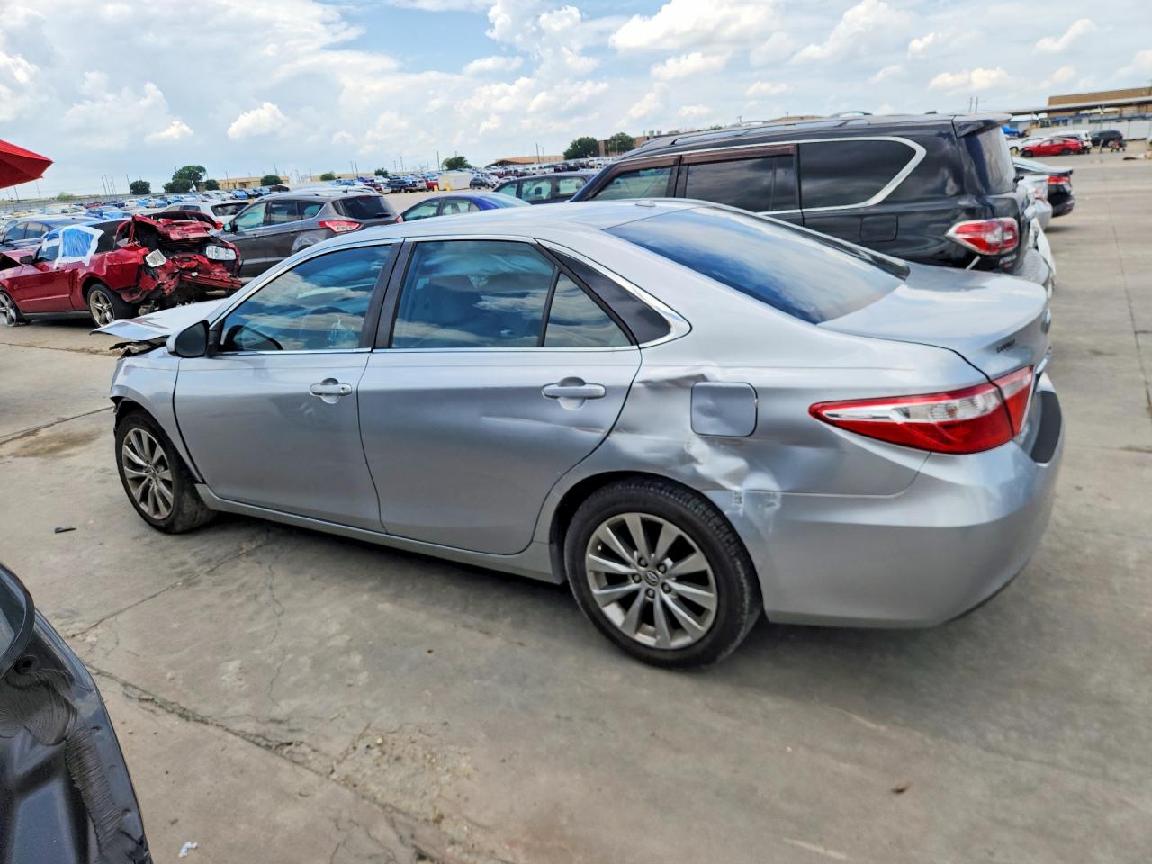 2015 TOYOTA CAMRY
