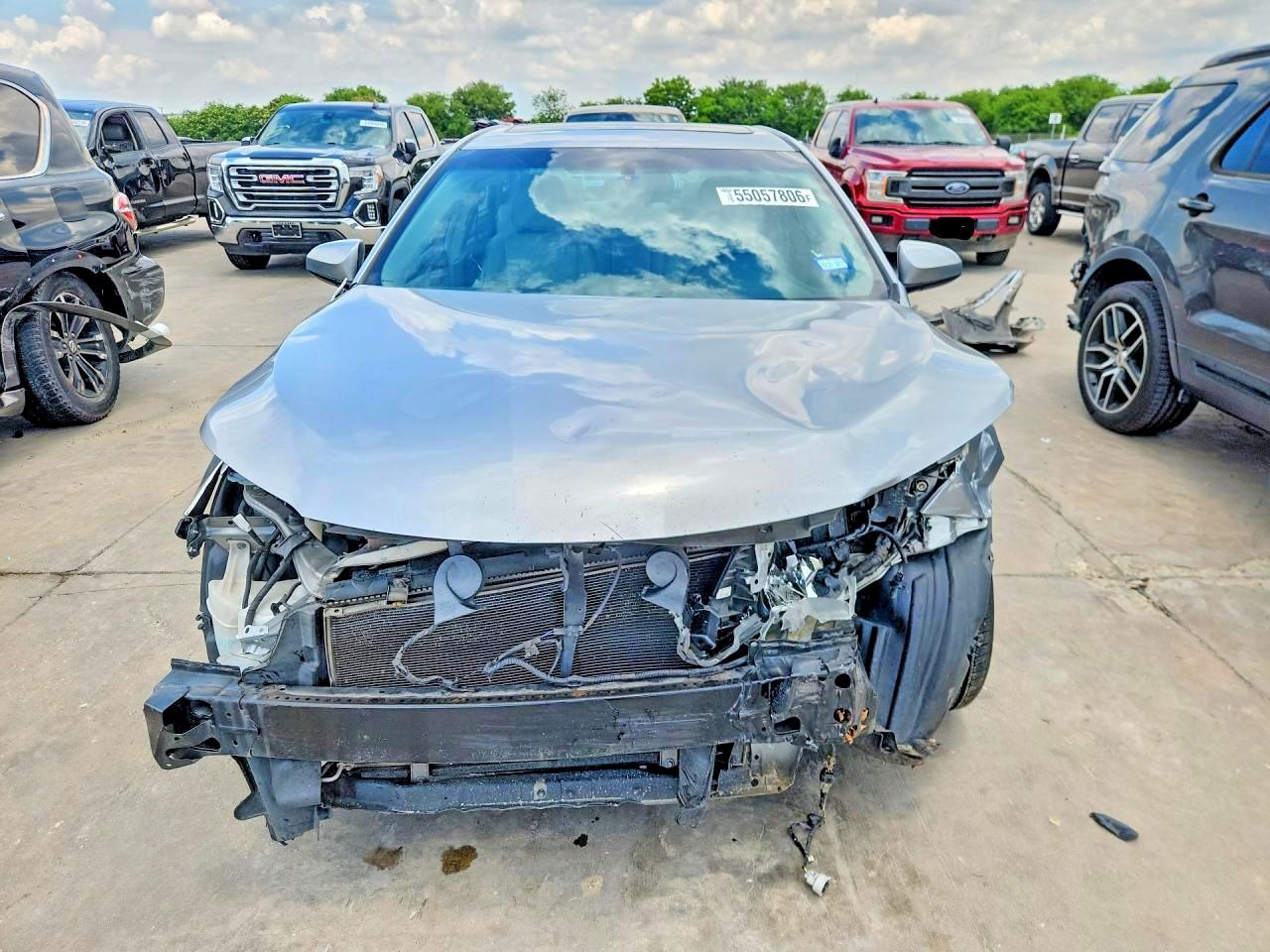 2015 TOYOTA CAMRY