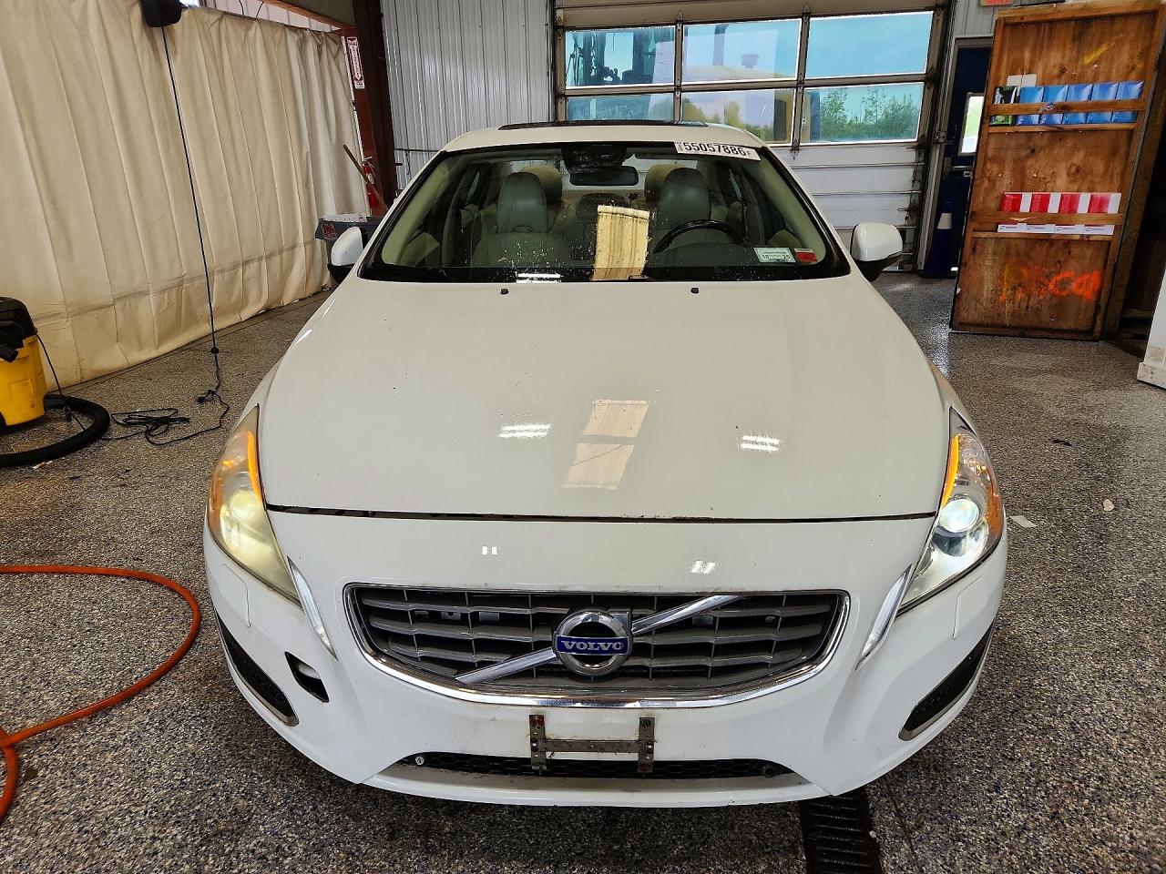 2011 VOLVO S60