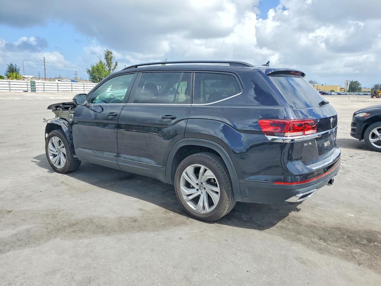 2022 VOLKSWAGEN ATLAS