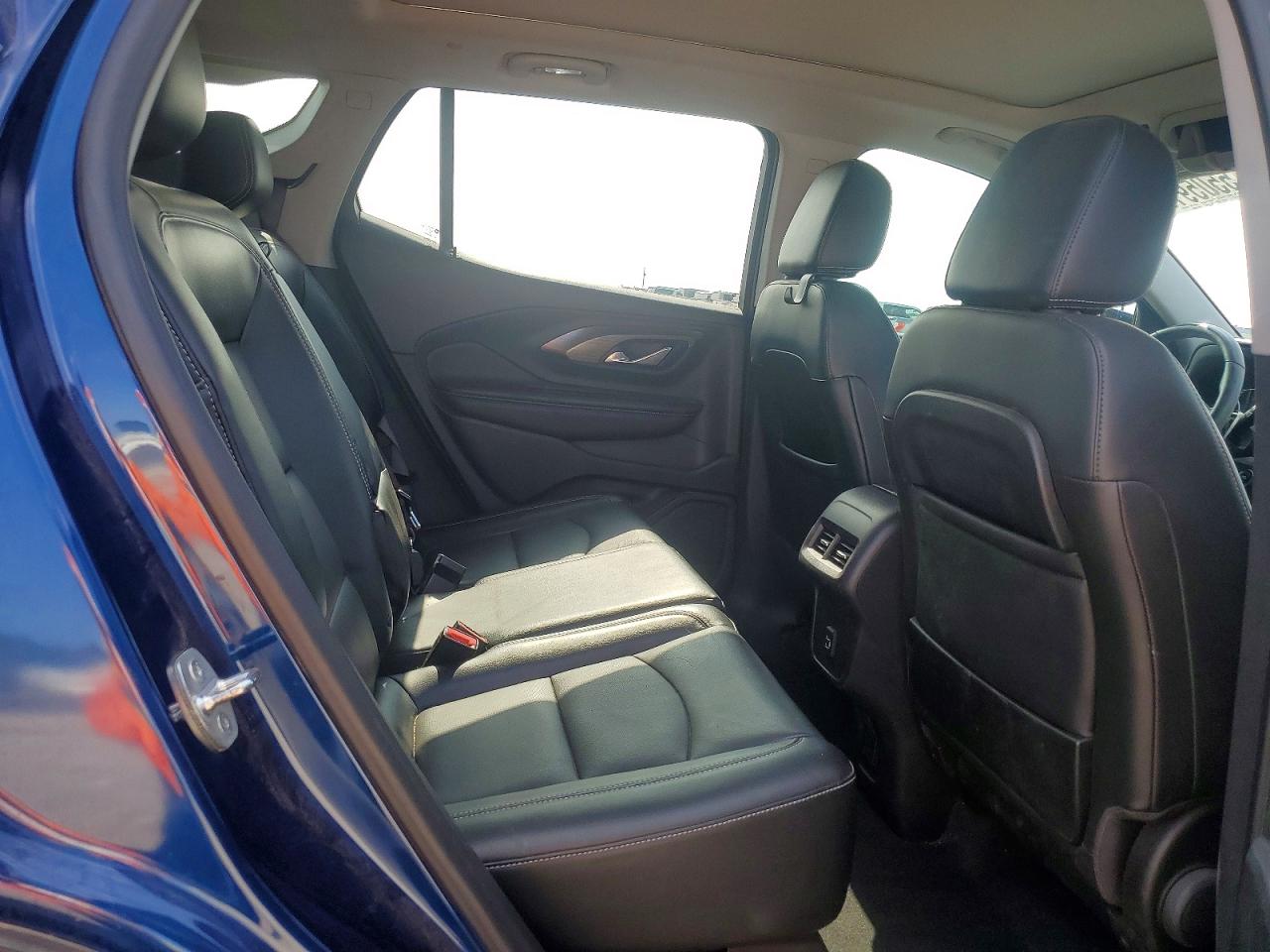 2022 GMC TERRAIN