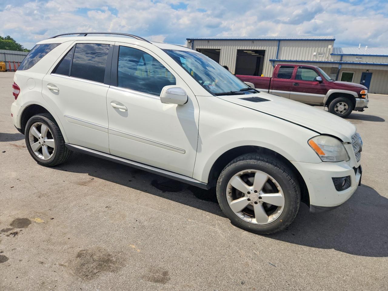 2010 MERCEDES-BENZ M-CLASS