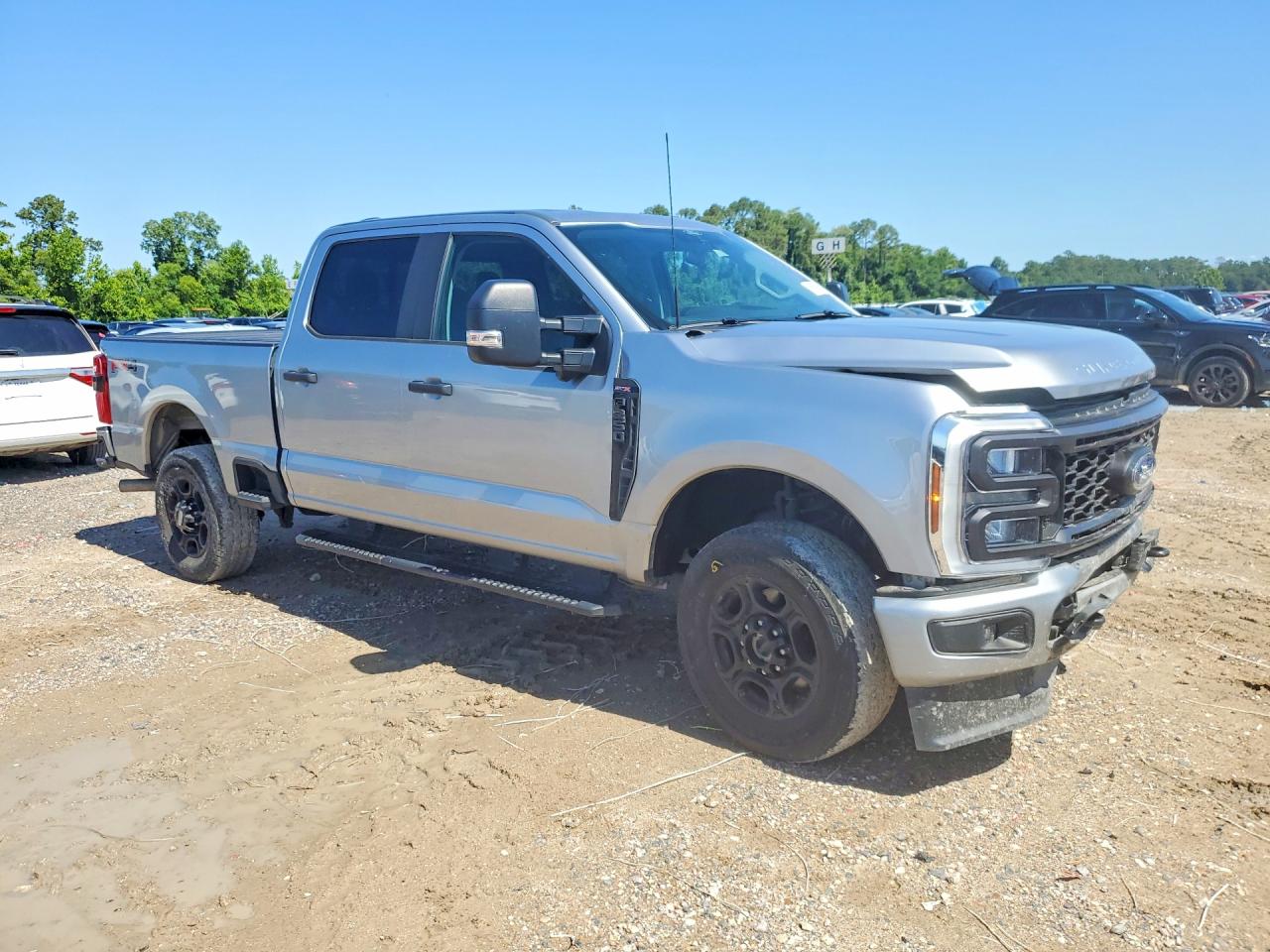 2024 FORD F250