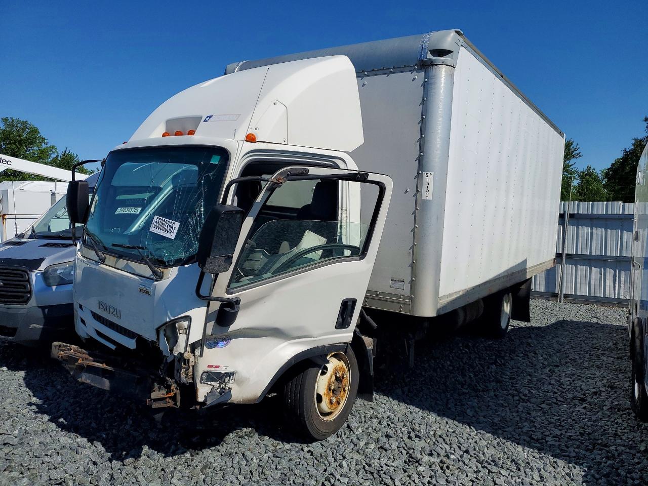 2017 ISUZU NQR