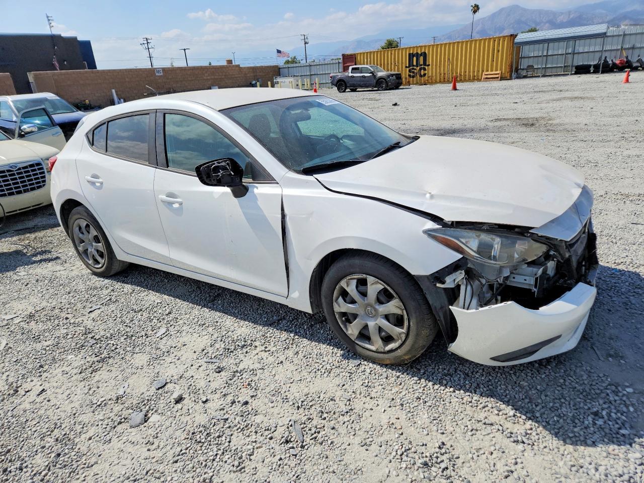 2015 MAZDA 3
