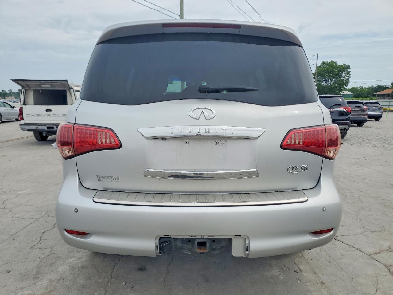 2011 INFINITI QX56