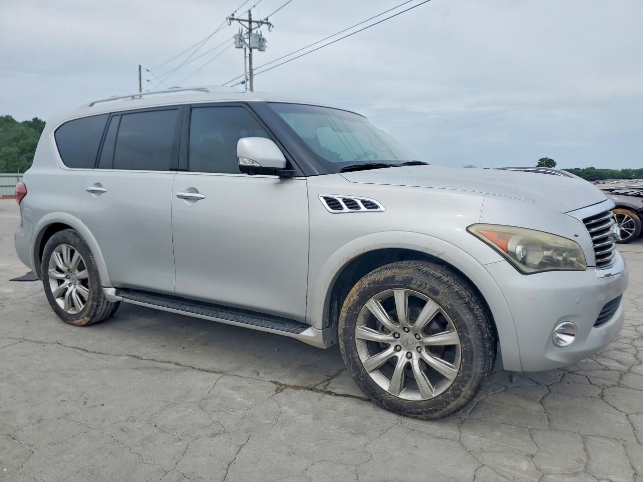 2011 INFINITI QX56