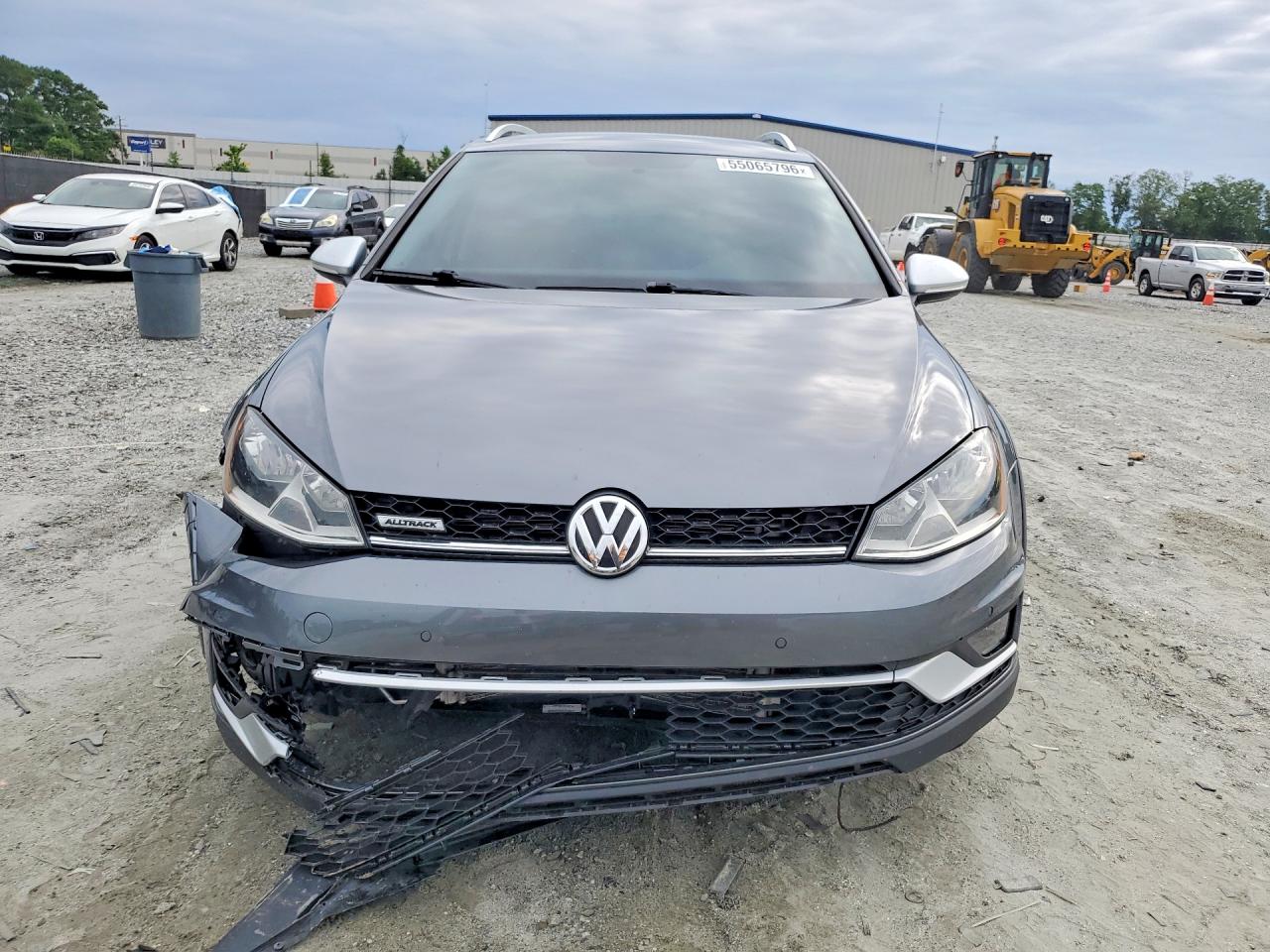 2017 VOLKSWAGEN GOLF
