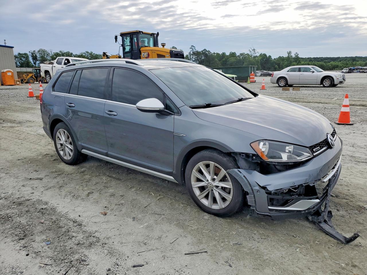 2017 VOLKSWAGEN GOLF