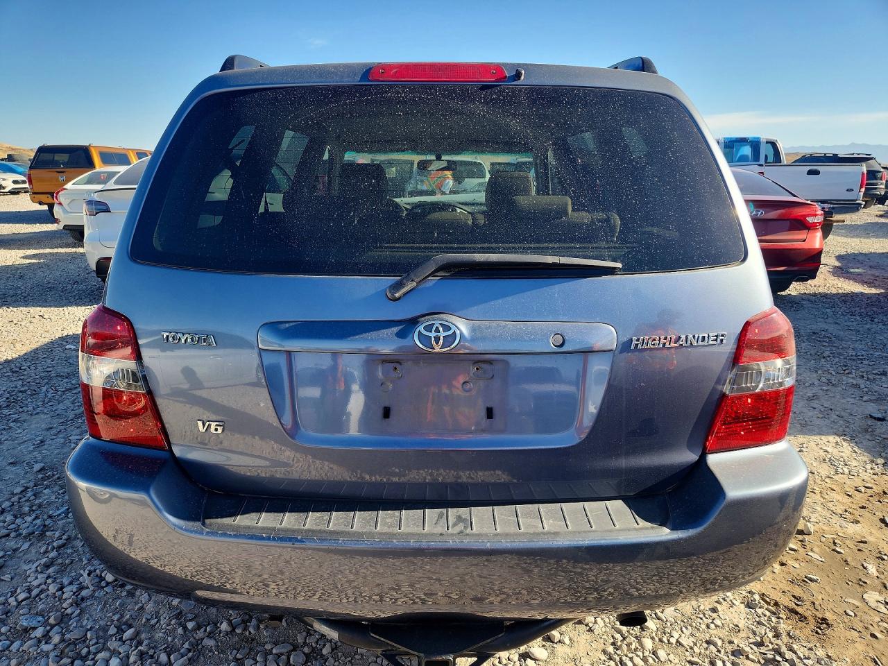 2004 TOYOTA HIGHLANDER