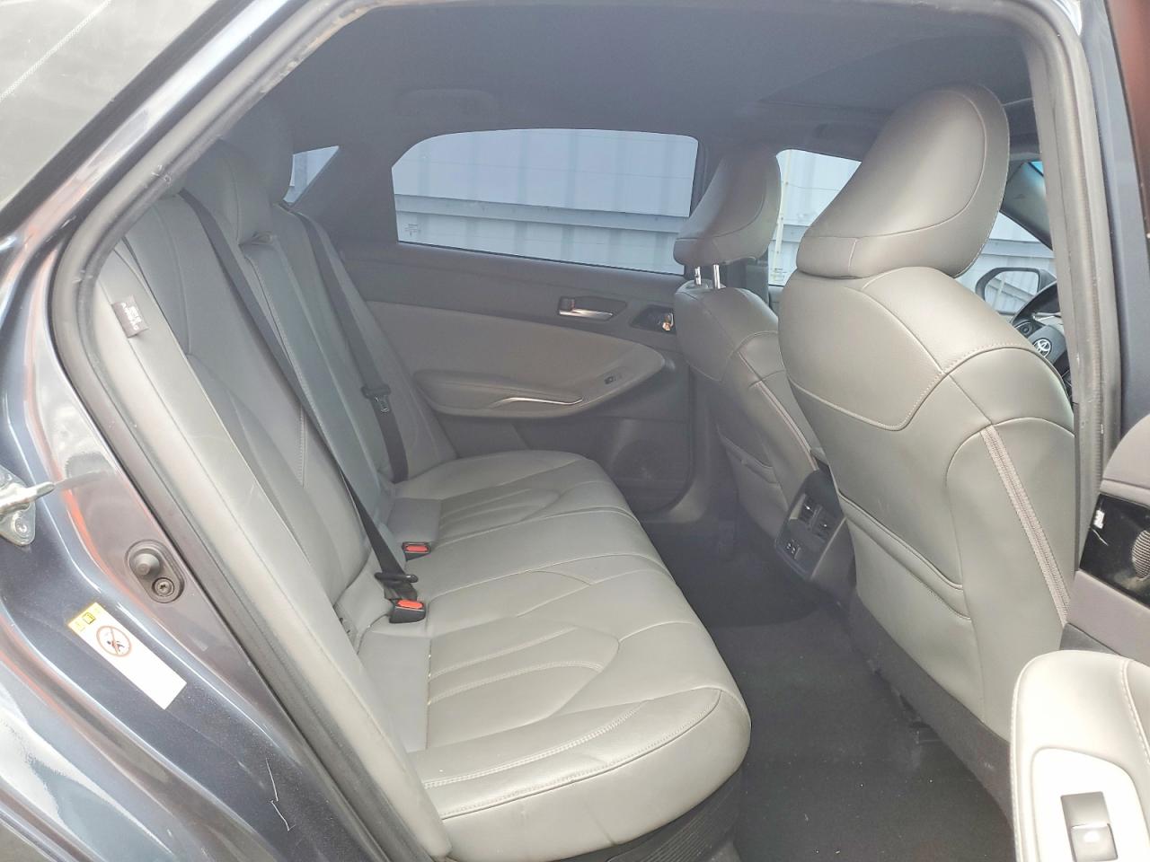 2019 TOYOTA AVALON