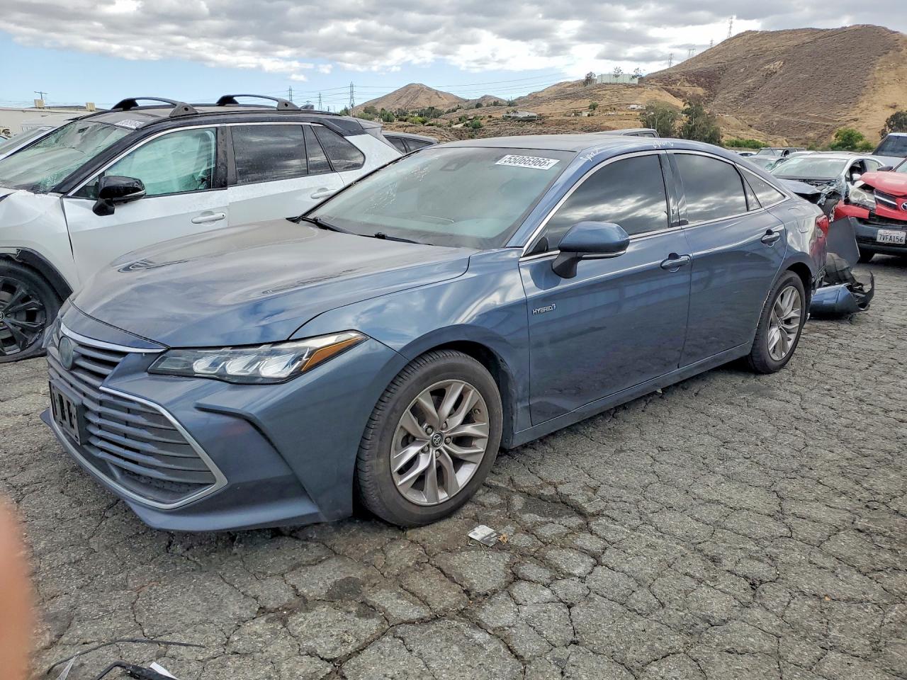 2019 TOYOTA AVALON
