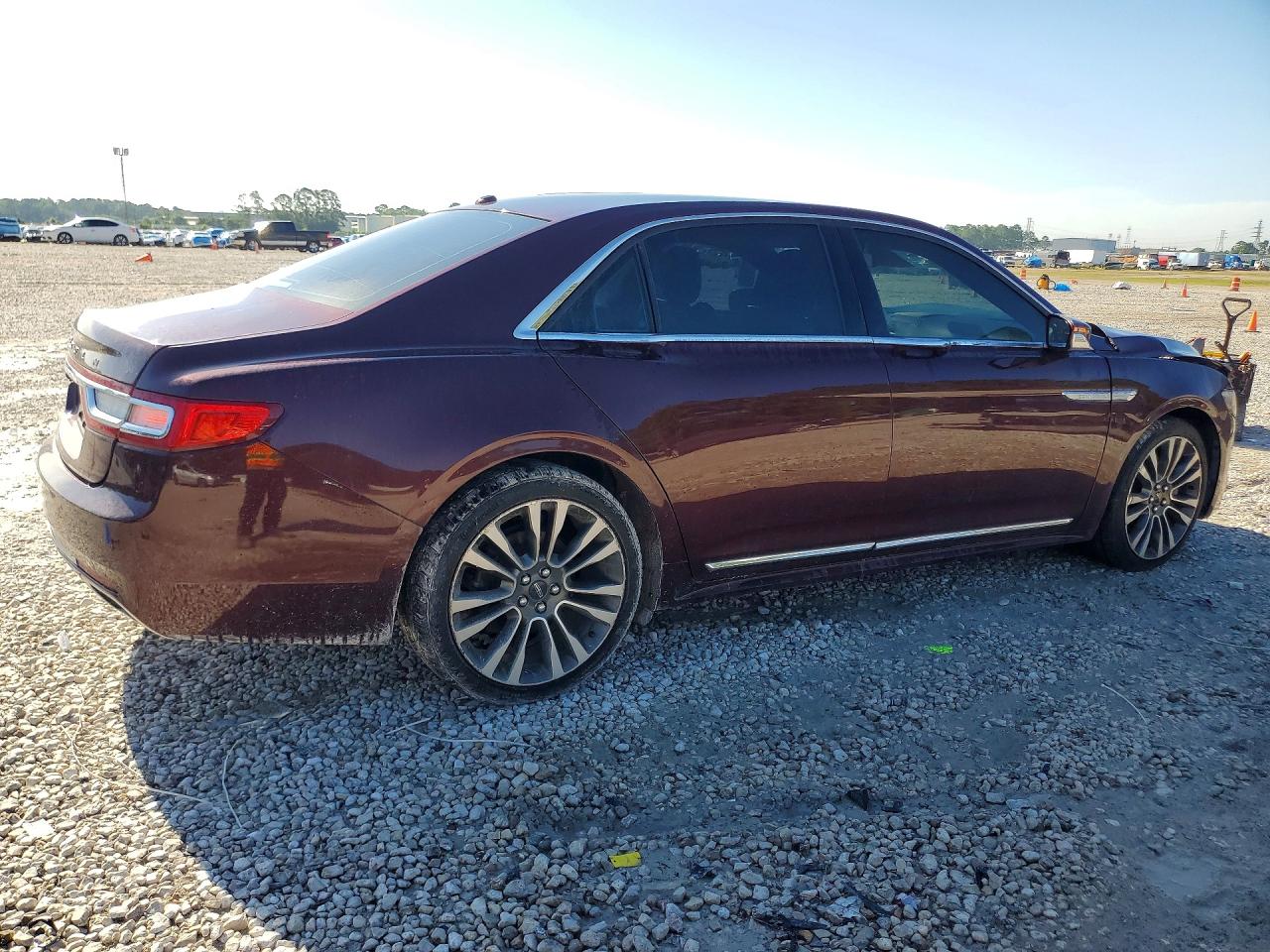 2017 LINCOLN CONTINENTL
