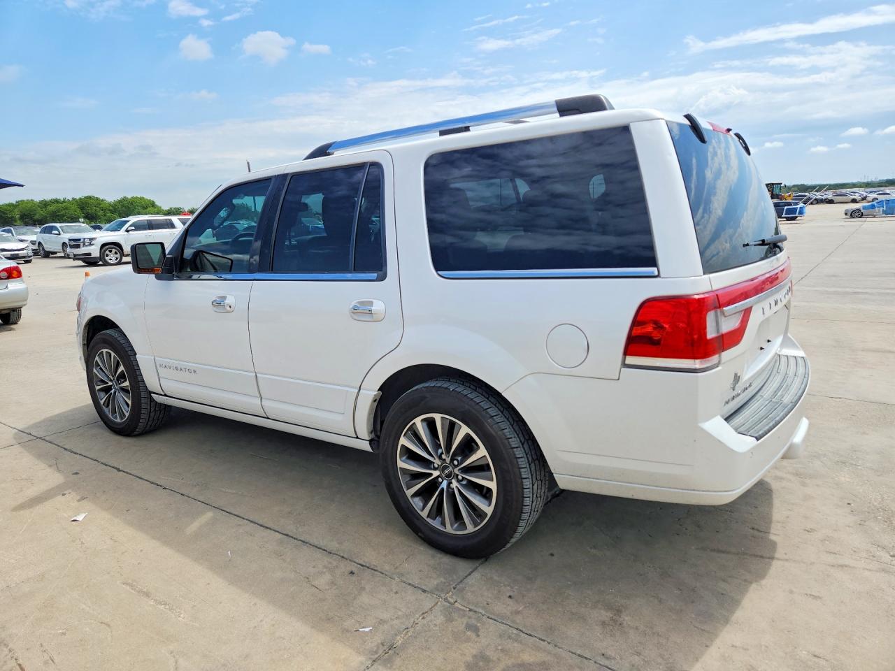 2017 LINCOLN NAVIGATOR